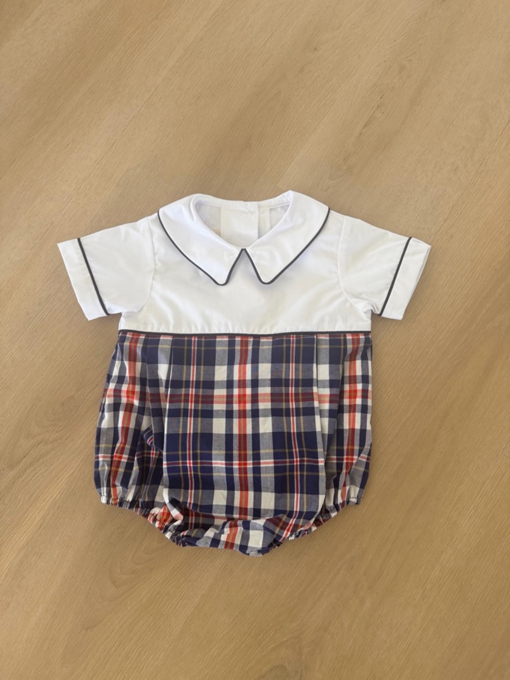 The Beaufort Bonnet Company White Top Navy & Red Plaid Bubble